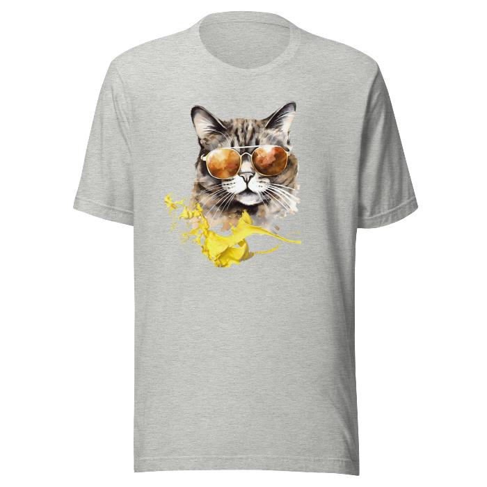 Grey classic t-shirt with vibrant cat print.